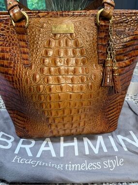 Brahmin Tote excellent condition